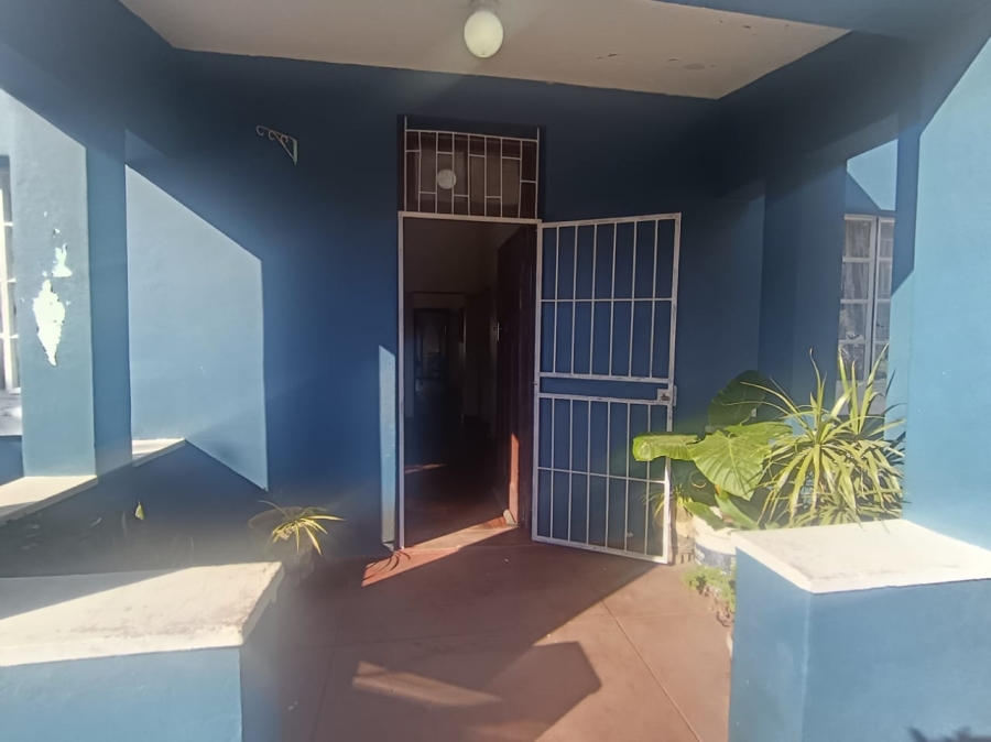 2 Bedroom Property for Sale in De Beers Northern Cape
